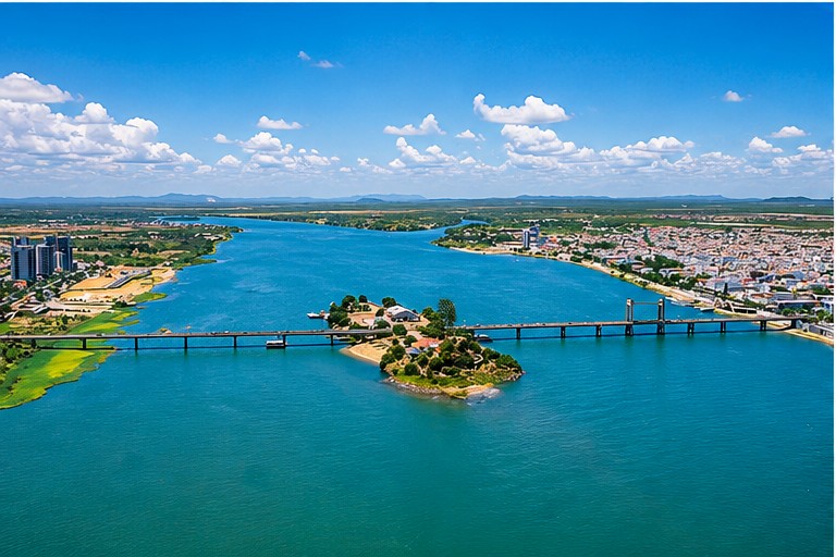 Vista aérea do Rio São Francisco com ilha e vegetação nativa